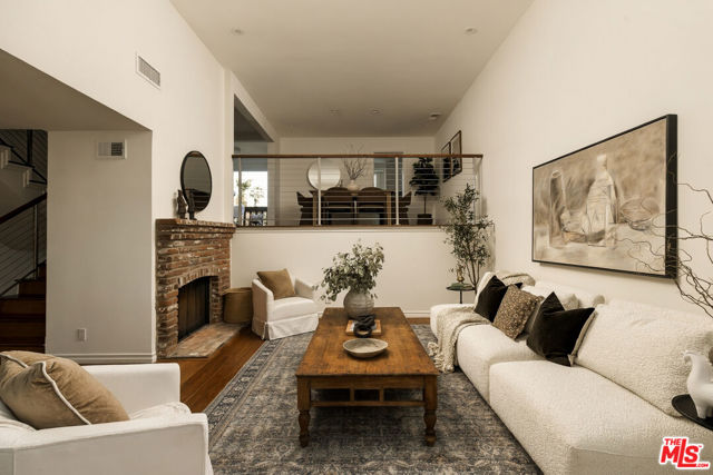 1141 17th Street, 4 photo 2