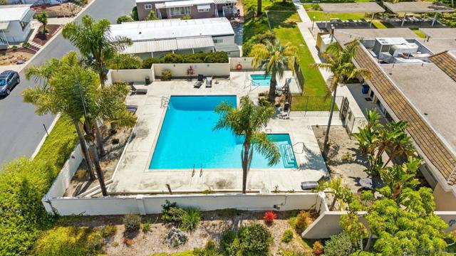 2003 Bayview Heights Dr, San Diego CA: https://media.crmls.org/mediaz/b3e8dbdf-65f7-48fe-86b3-7ebf8c758648.jpg