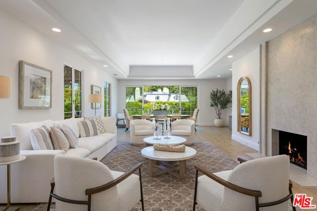 2125 Birnam Wood Drive, Santa Barbara CA: https://media.crmls.org/mediaz/b3e9046f-3b76-4349-9551-be4093feb934.jpg