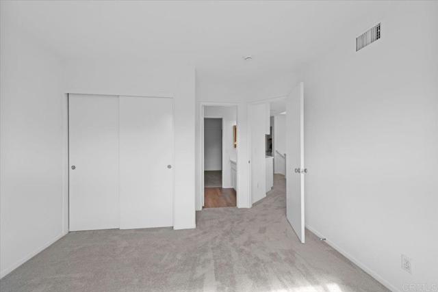 Detail Gallery Image 28 of 44 For 1275 Natoma Way #B,  Oceanside,  CA 92057 - 3 Beds | 2/1 Baths