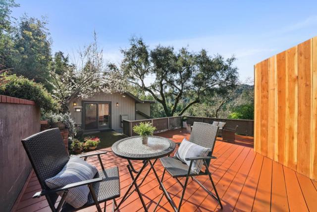 21386 Sunnyside Road, Los Gatos CA: https://media.crmls.org/mediaz/b3e95c21-6d51-47b9-a8be-0bcab7925103.jpg