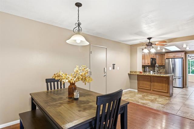 6615 Reservoir Court, San Diego CA: https://media.crmls.org/mediaz/b3ead5f9-ac4a-40fe-90bd-01a99f9cef82.jpg