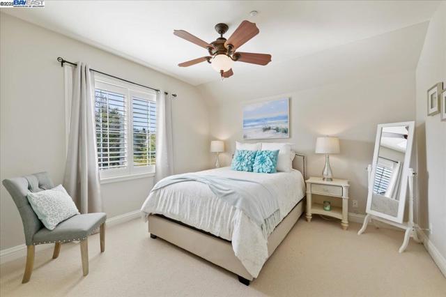 2434 Pomino Way, Pleasanton CA: https://media.crmls.org/mediaz/b3eaf762-2fc9-4eb4-a5c8-7a73b15b4ba9.jpg