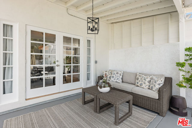 6399 W 80th Street, Los Angeles CA: https://media.crmls.org/mediaz/b3eb8694-c102-4648-ae51-a48b0798eb21.jpg