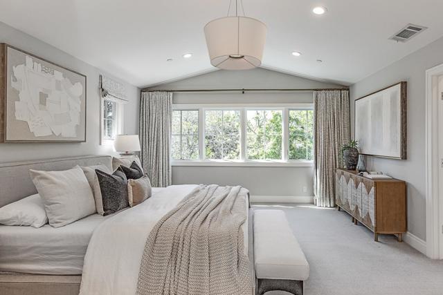 656 Benvenue Avenue, Los Altos CA: https://media.crmls.org/mediaz/b3edbf2b-87a5-4692-8456-55098b7d324d.jpg