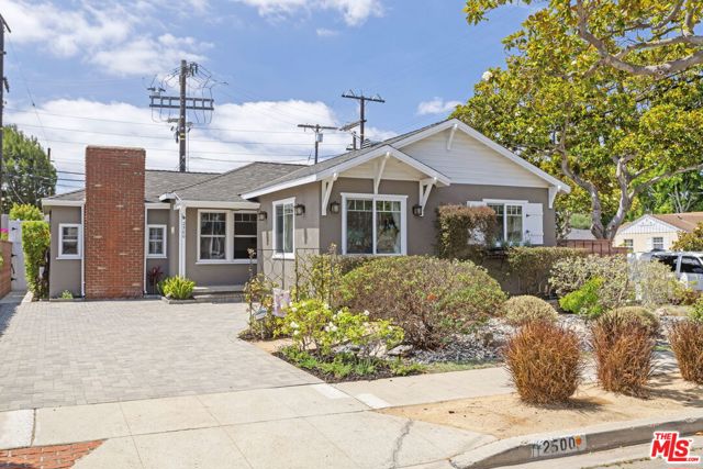 2500 Armour Lane, Redondo Beach, California 90278, 3 Bedrooms Bedrooms, 0 ,2 BathroomsBathrooms,Residential,For Sale,Armour,0,26853721