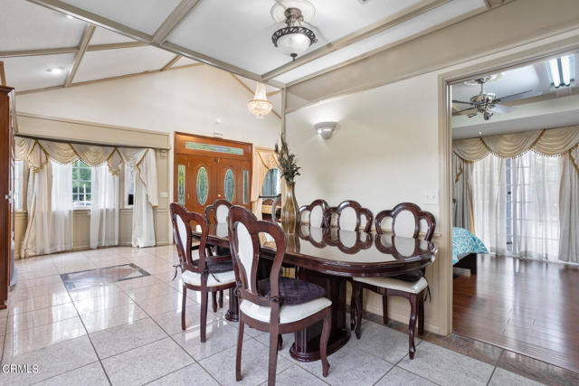 Detail Gallery Image 9 of 29 For 5116 Dahlia Dr, Los Angeles,  CA 90041 - 4 Beds | 3 Baths