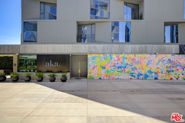 8500 W Sunset, Los Angeles CA: https://media.crmls.org/mediaz/b3eff394-cebc-4bc3-ab02-fa8e9c0fa5ed.jpg