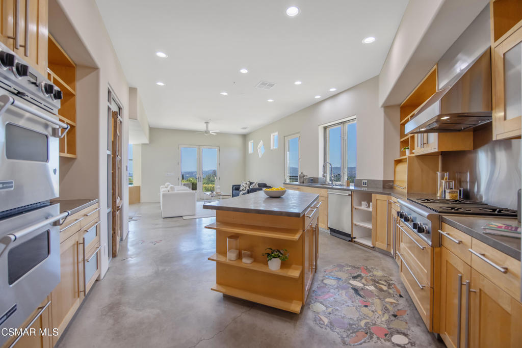 MLS #225003384 image #24