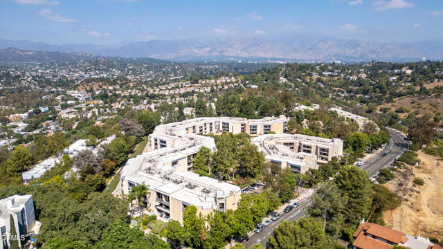 Detail Gallery Image 43 of 45 For 4499 via Marisol #321,  Los Angeles,  CA 90042 - 2 Beds | 2 Baths