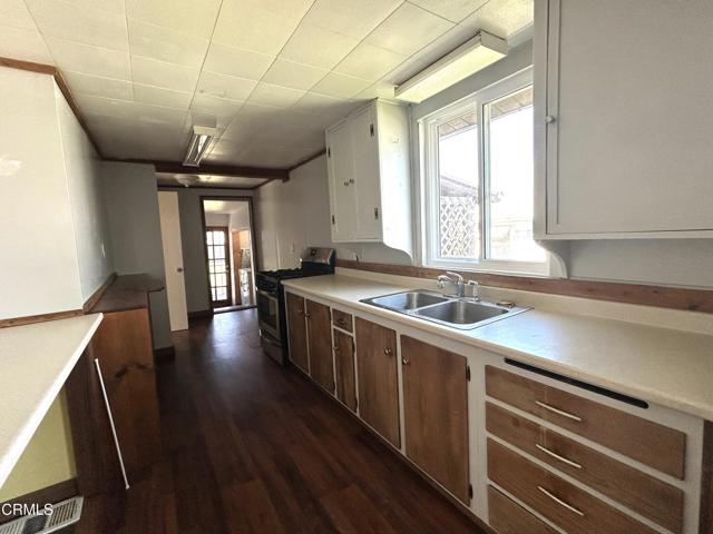 Detail Gallery Image 5 of 15 For 313 General Petroleum Ave, Taft,  CA 93268 - 2 Beds | 1 Baths