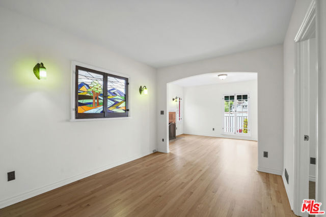 1811 Effie Street, Los Angeles CA: https://media.crmls.org/mediaz/b3f09066-bb70-4cd0-952e-bb7b5aeb5bb7.jpg