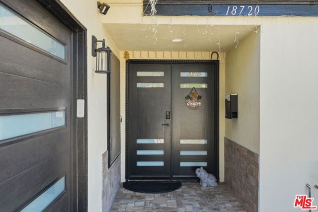 18720 Chase Street photo 2