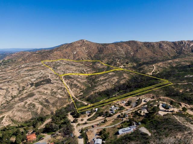 0 Bunny Dr., Jamul CA: https://media.crmls.org/mediaz/b3f1045b-3fd1-4595-8c29-0f0598ed18a7.jpg