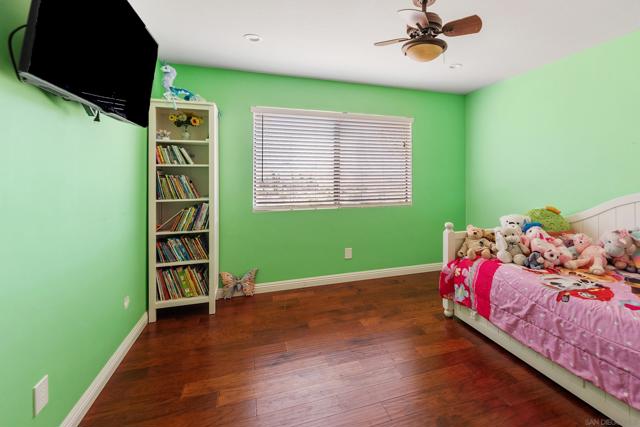Image 39 of 58 For 15349 Highland Valley Rd