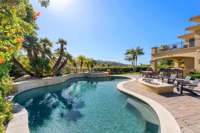 Detail Gallery Image 12 of 27 For 14480 Bellvista Dr, Rancho Santa Fe,  CA 92067 - 5 Beds | 5/1 Baths