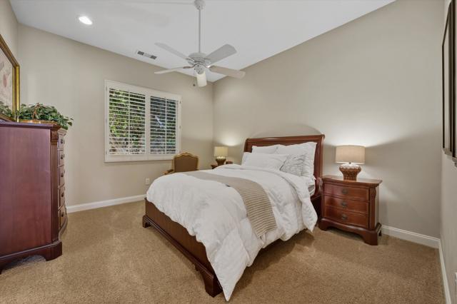 81205 Kingston Heath, La Quinta CA: https://media.crmls.org/mediaz/b3f303e0-5283-4feb-bbd7-879ae311a178.jpg