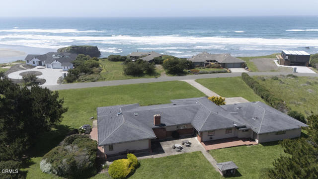 Detail Gallery Image 34 of 38 For 32854 Ocean Meadows Cir, Fort Bragg,  CA 95437 - 3 Beds | 4 Baths