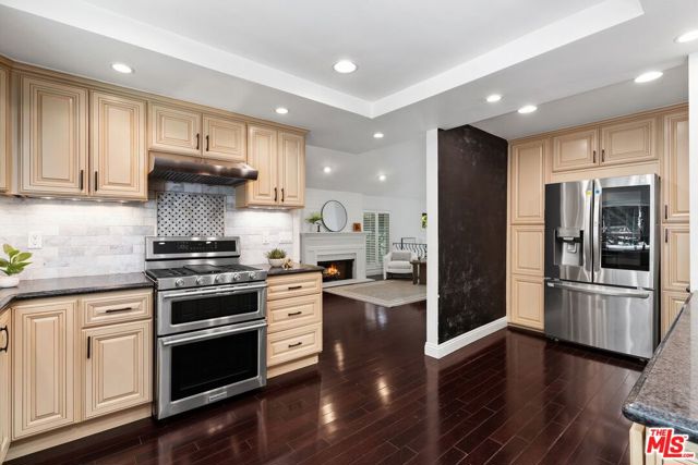 Drew Fenton | 2880 Woodwardia Drive Los Angeles CA | MLS: 7374949 Drew Fenton | 2880 Woodwardia Drive Los Angeles CA | MLS: 7374949