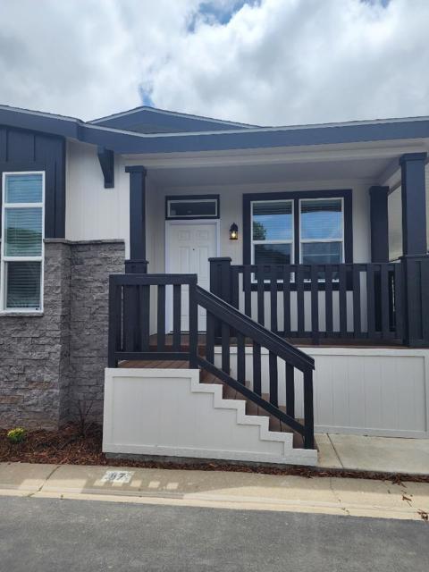 87 Rio Vista, Solvang CA: https://media.crmls.org/mediaz/b3f37f90-b1fa-4fe4-a6e2-d3bb5ae12a49.jpg