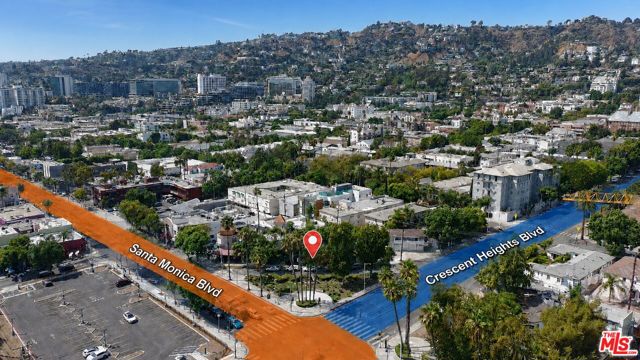 1111 North Crescent Heights Boulevard photo 31