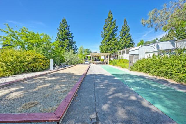 12339 Pepperwood, Auburn CA: https://media.crmls.org/mediaz/b3f41e9e-0cf8-44b8-a009-fdb6665a03ba.jpg
