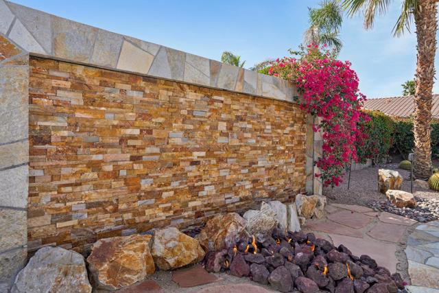 60519 Lace Leaf Court, La Quinta CA: https://media.crmls.org/mediaz/b3f5358e-143f-4392-bece-32f0fa5e177c.jpg