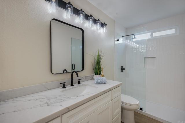 Detail Gallery Image 15 of 24 For 1746 Country Squire, Vista,  CA 92081 - 4 Beds | 3 Baths