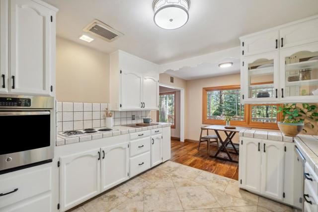 1150 Fetherston Way, Felton CA: https://media.crmls.org/mediaz/b3f67cfc-5684-4da3-8521-5ec0ff7df890.jpg