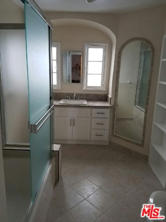 8737 Clifton Way photo 8