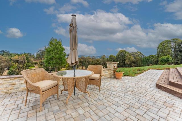 475 Brown Road, San Juan Bautista CA: https://media.crmls.org/mediaz/b3f8dccd-f490-4bfb-a518-4396b7dcb2c3.jpg