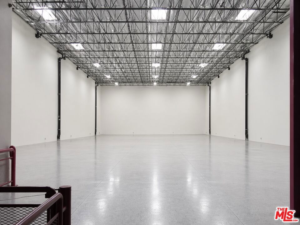MLS #26862869 image #1