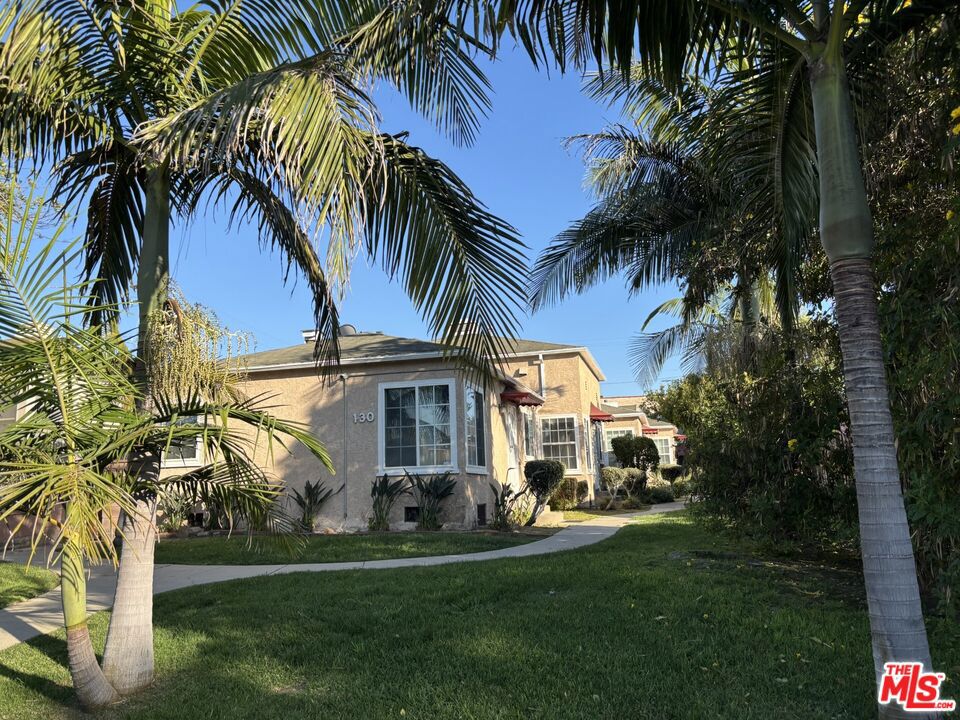 130 E Hillcrest Boulevard #B