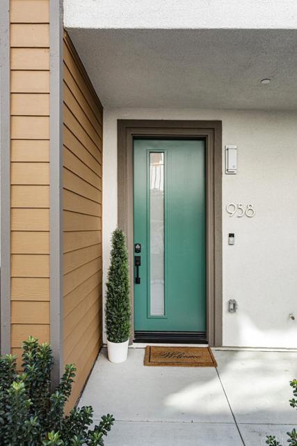 Detail Gallery Image 31 of 43 For 958 Foxwood Ln, Vista,  CA 92081 - 1 Beds | 2 Baths