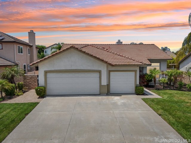 24641 Lincoln AVE, Murrieta CA: https://media.crmls.org/mediaz/b3fab3ff-d9a1-4dd2-9bbe-27e1bd8ab233.jpg