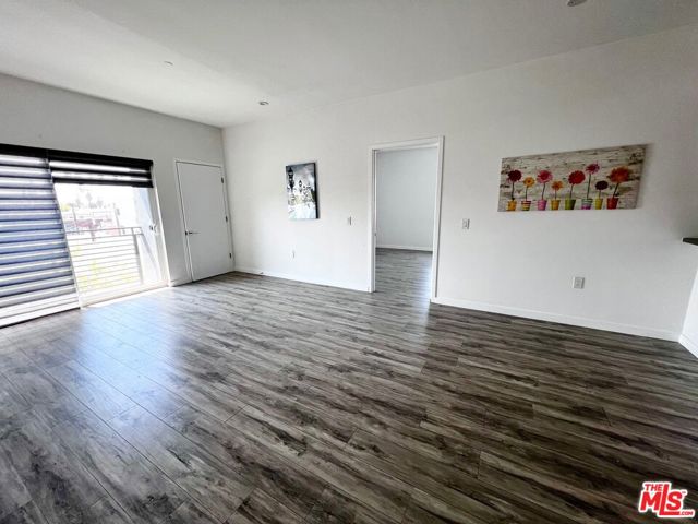 1229 S Kingsley Drive, Los Angeles CA: https://media.crmls.org/mediaz/b3facfdb-0840-4d6f-a633-fdfb24e91aca.jpg
