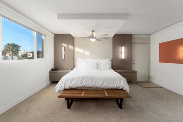 3860 Riviera Dr, San Diego CA: https://media.crmls.org/mediaz/b3faf15a-cb3a-4060-bfe9-929e71f5af71.jpg