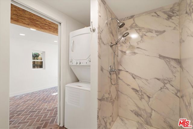 3156 W 74th Street, Los Angeles CA: https://media.crmls.org/mediaz/b3fb2f65-00b5-4471-b950-5f0dbc284701.jpg