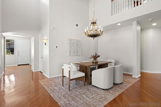 987 Palencia Ct, Chula Vista CA: https://media.crmls.org/mediaz/b3fbcc25-7f6e-4562-9334-a9726f668ee0.jpg