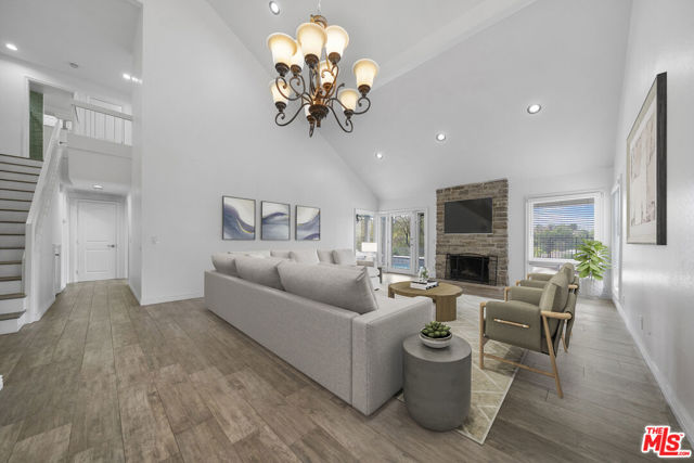 960 Calle Frondosa, San Dimas CA: https://media.crmls.org/mediaz/b3fc9f86-3342-45ec-82c8-1cc1b20c6caa.jpg