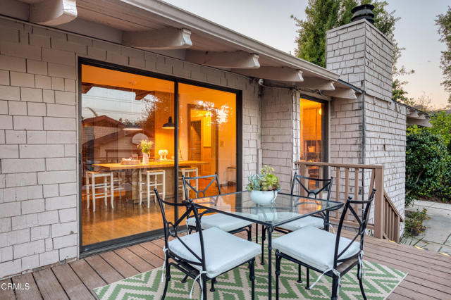 676 S Madison Avenue, Pasadena CA: https://media.crmls.org/mediaz/b3fcbe43-8790-4323-9851-b9bbf5d642b3.jpg