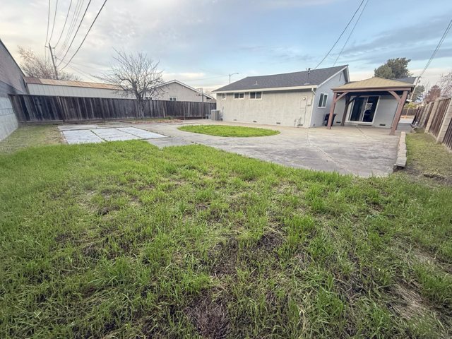 35345 Cabral Dr, Fremont CA: https://media.crmls.org/mediaz/b3fe7f9a-fa40-4cbd-b499-8d924d99be37.jpg
