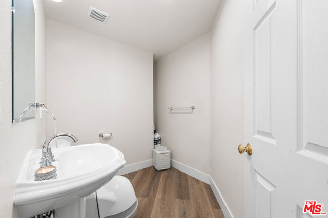 42094 W 21st Street, Lancaster CA: https://media.crmls.org/mediaz/b3fee515-e0a1-40a9-b213-182fde66159b.jpg
