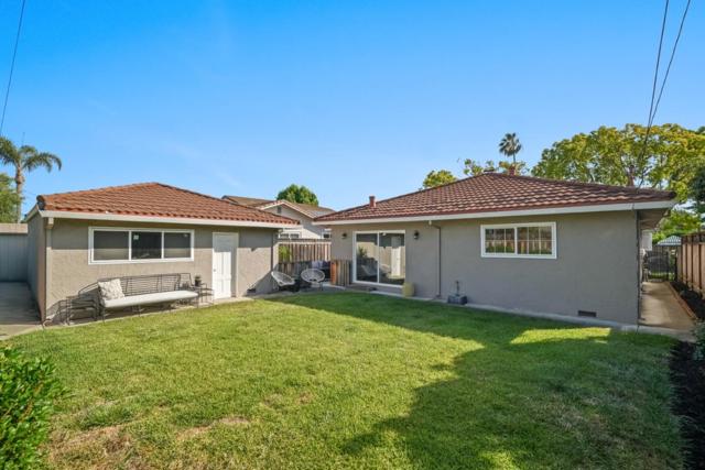 2830 Julio Avenue, San Jose CA: https://media.crmls.org/mediaz/b3ff3278-7033-46e4-b1bf-a9bad7014b1c.jpg