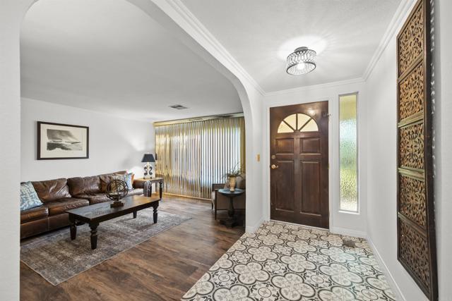 Detail Gallery Image 5 of 65 For 3870 Avenida San Miguel, Bonita,  CA 91902 - 3 Beds | 2/1 Baths