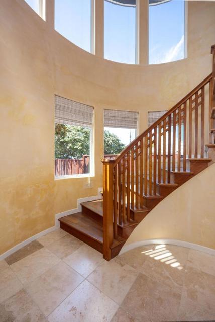 447 3rd Street, Montara CA: https://media.crmls.org/mediaz/b4008122-65e6-4c69-be27-6f0713769390.jpg