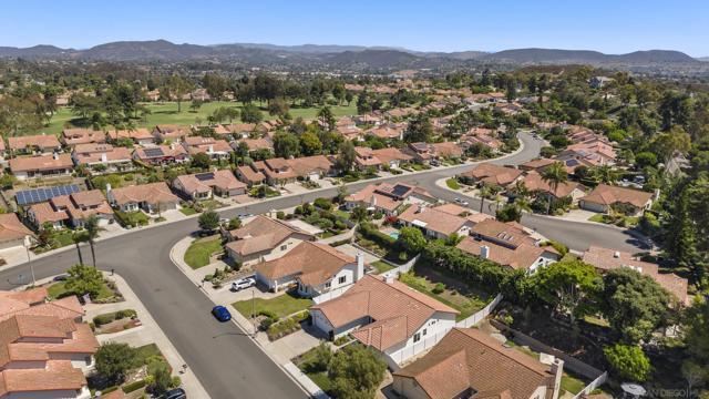 1458 Clark Court, Vista CA: https://media.crmls.org/mediaz/b400dfdd-dd5e-4ffd-9505-1cd82cbc1550.jpg
