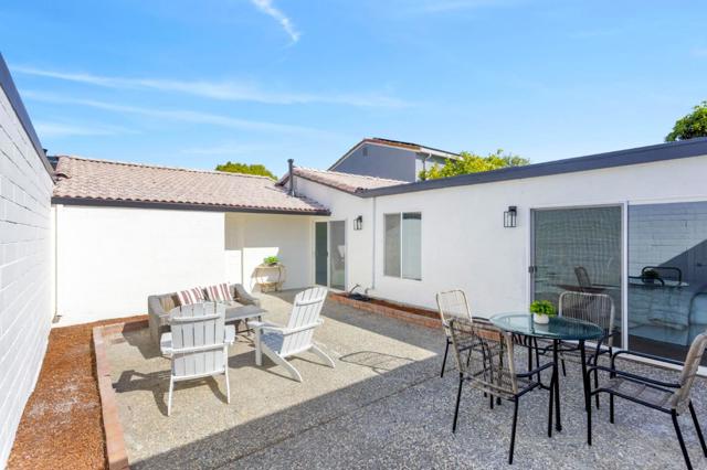 33169 Lake Oneida Street, Fremont CA: https://media.crmls.org/mediaz/b400e98c-e0e0-414e-978e-39767933df91.jpg