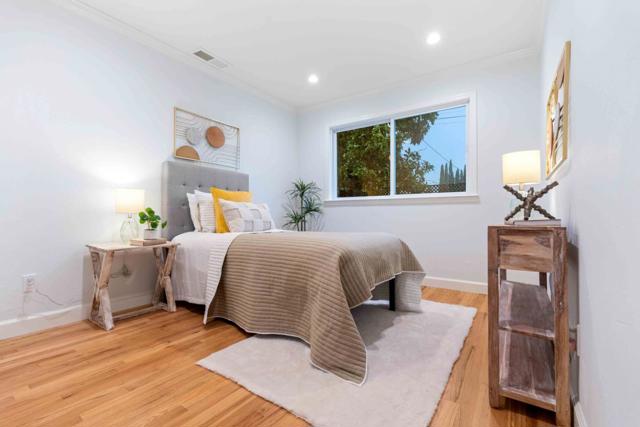 173 Ivy Hill Way, Los Gatos CA: https://media.crmls.org/mediaz/b4012211-3216-4833-878b-4f651119882b.jpg
