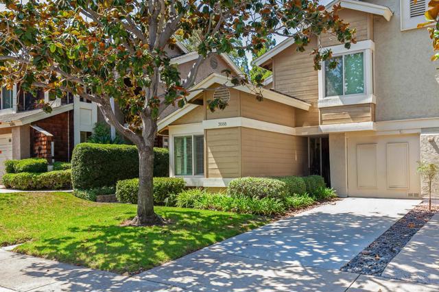 Detail Gallery Image 4 of 45 For 3688 Cactusview Dr., San Diego,  CA 92105 - 3 Beds | 3 Baths